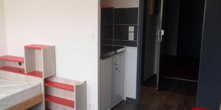 ESL Languages Crous Garibaldi apartments Alpadia Lyon