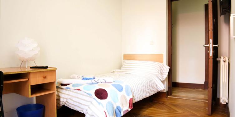 ESL Languages student residence Enforex Madrid Spain