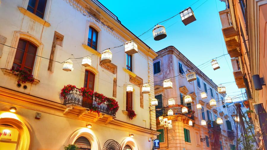 Alghero city italian learning language