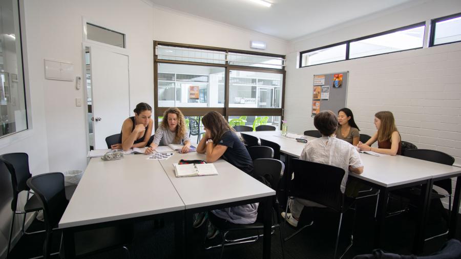 ESL Languages English Lexis Noosa School gallery 7