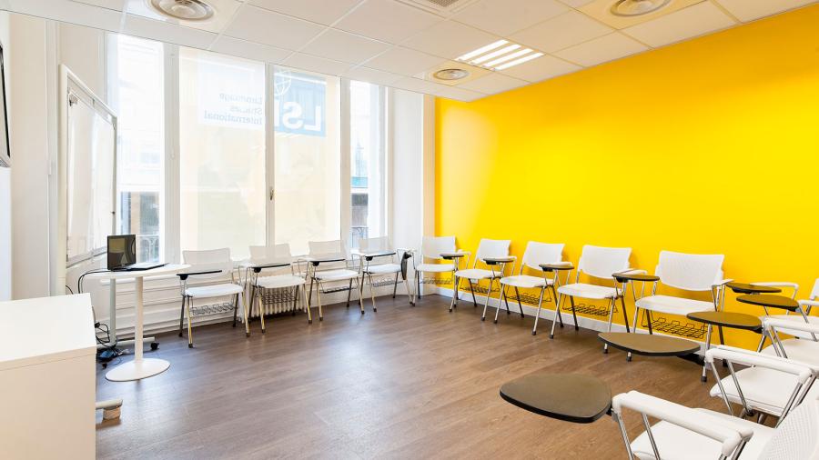 ESL Languages LSI France gallery 3