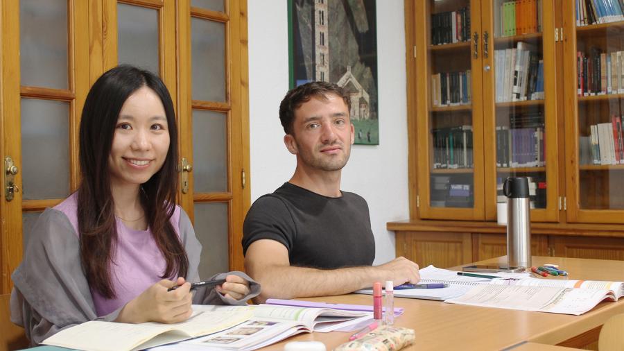 ESL Languages Colegio Maravillas Malaga gallery 2