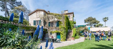 ESL Languages Summer Premium Antibes hero
